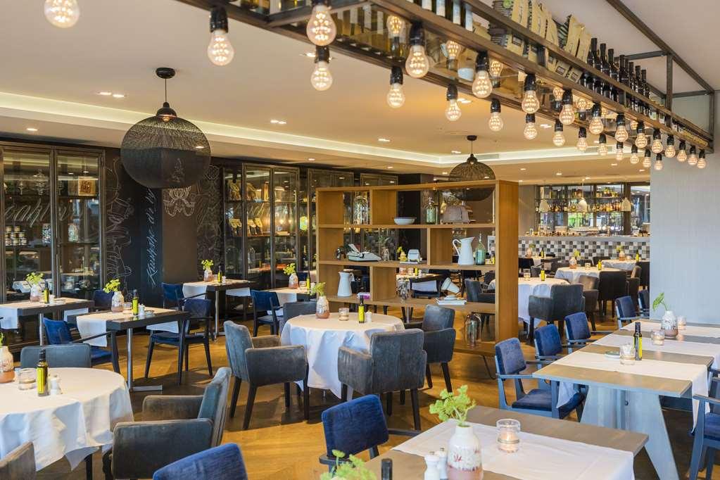 Van Der Valk Hotel Ейндговен Ресторан фото